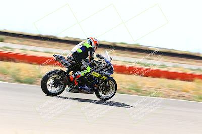 media/Apr-30-2023-CRA (Sun) [[020fcf5d43]]/Race 12-1000 Expert Superbike/